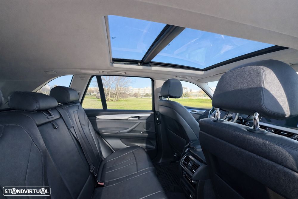 BMW X5 25 d sDrive Comfort 7L - 7