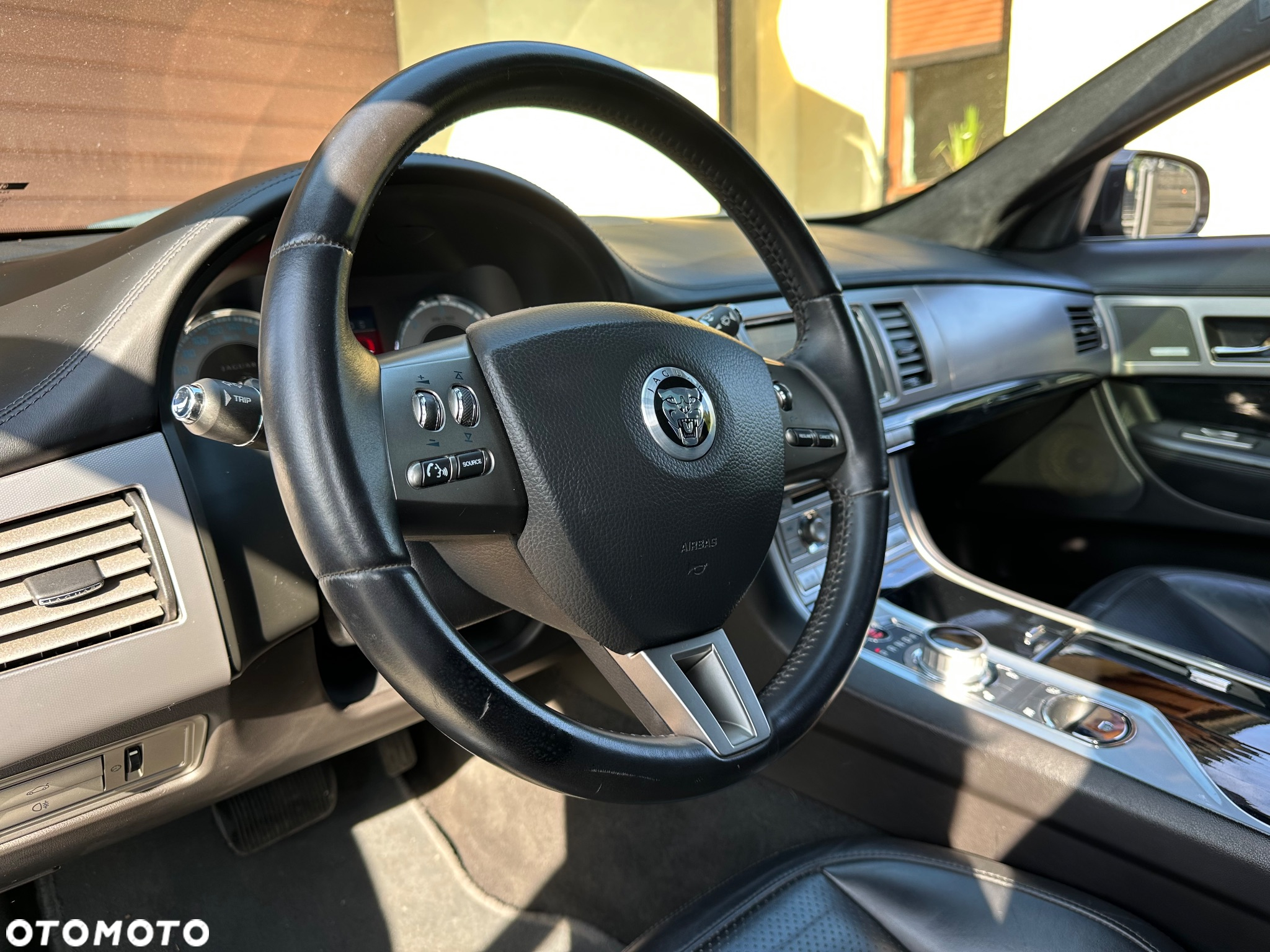 Jaguar XF 3.0 V6 D S Portfolio - 8