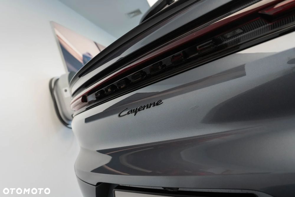 Porsche Cayenne Black Edition - 40