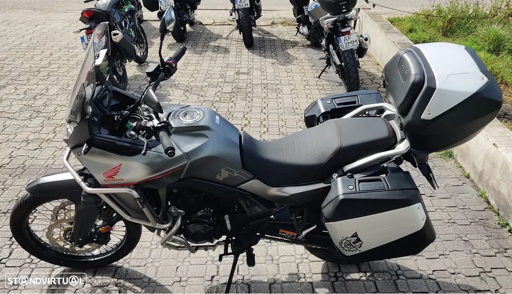 Honda Transalp 750 - 4