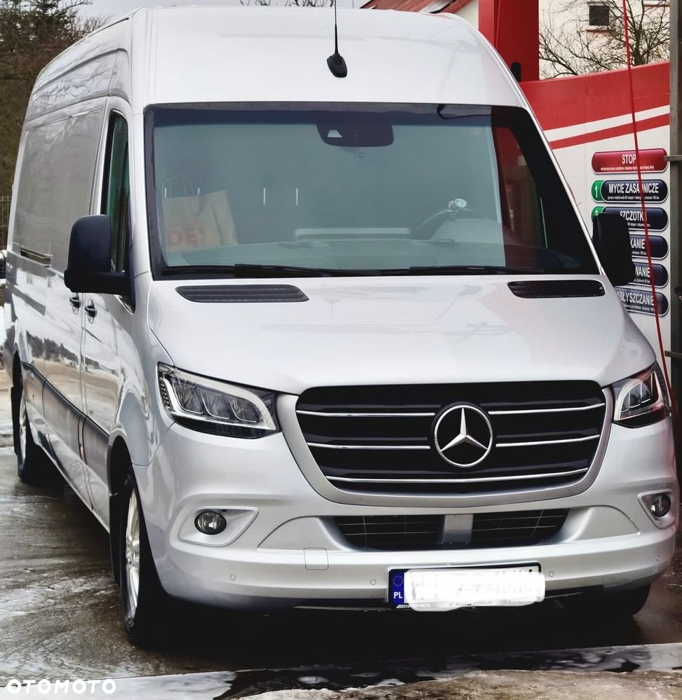Mercedes-Benz Sprinter 319 CDI - 1