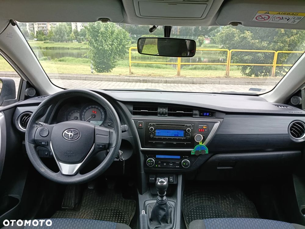 Toyota Auris 1.4 D-4D Active - 6
