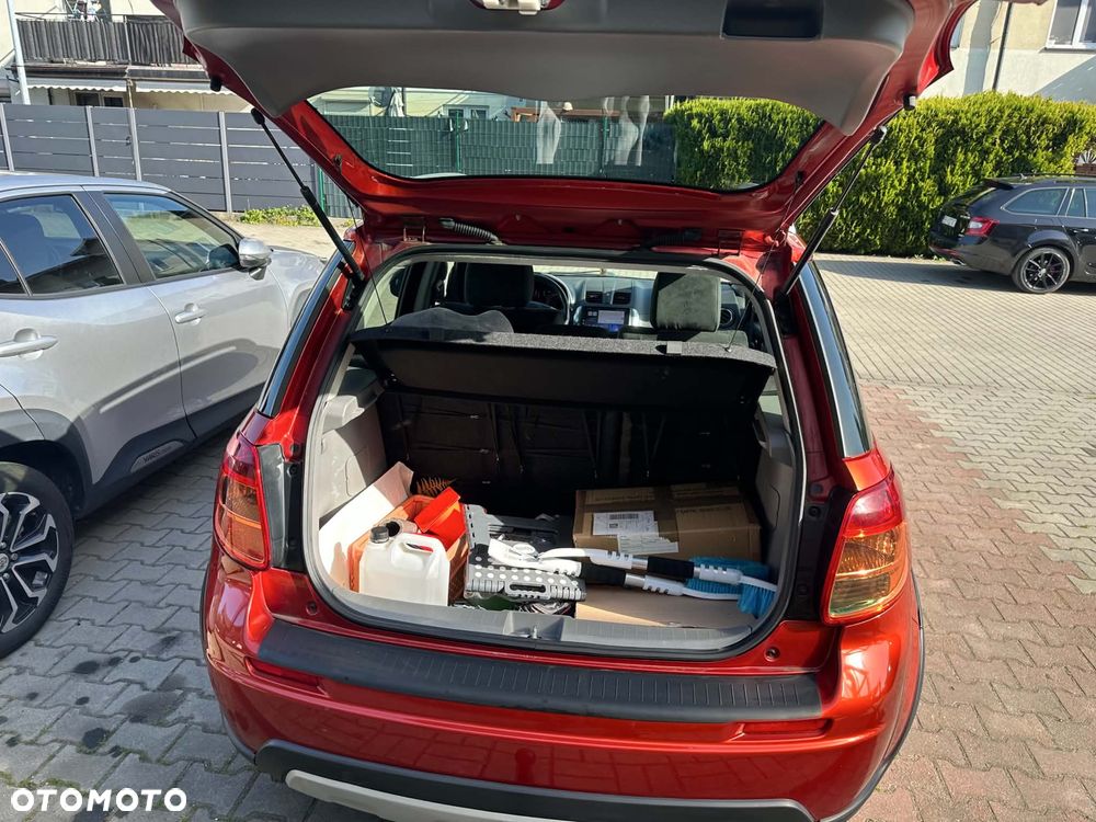 Suzuki SX4 - 5