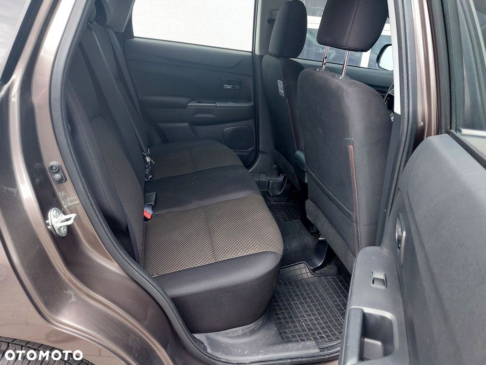 Mitsubishi ASX 1.6 Invite - 16