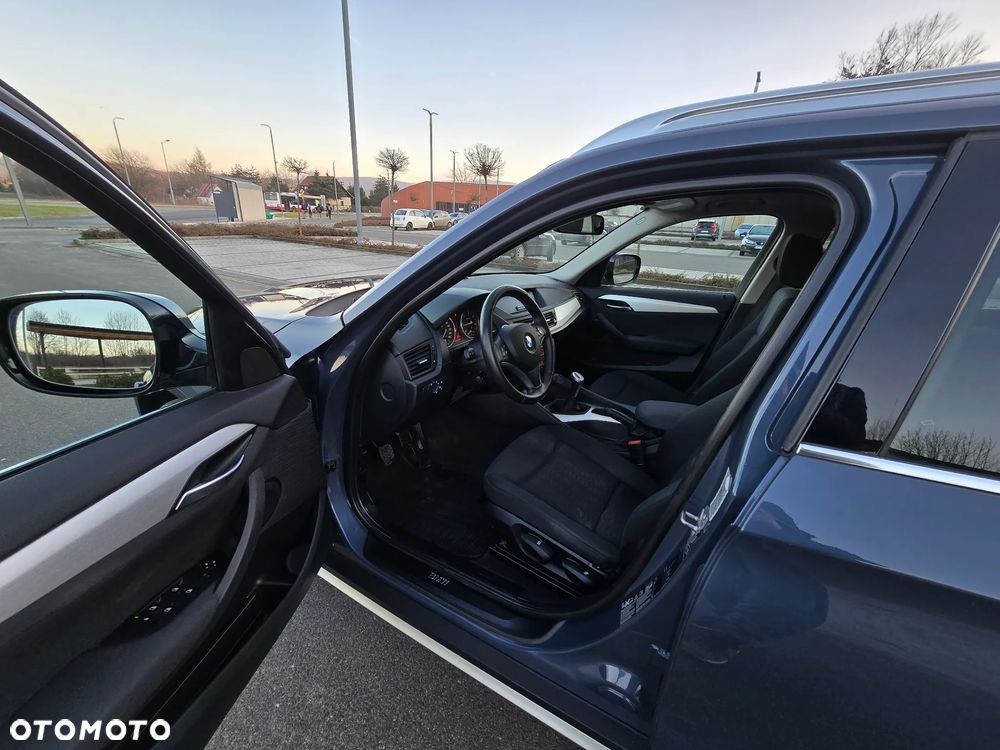 BMW X1 xDrive18d xLine - 15