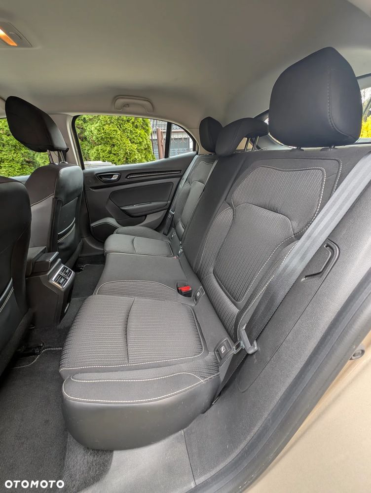 Renault Megane 1.6 SCe Zen - 6