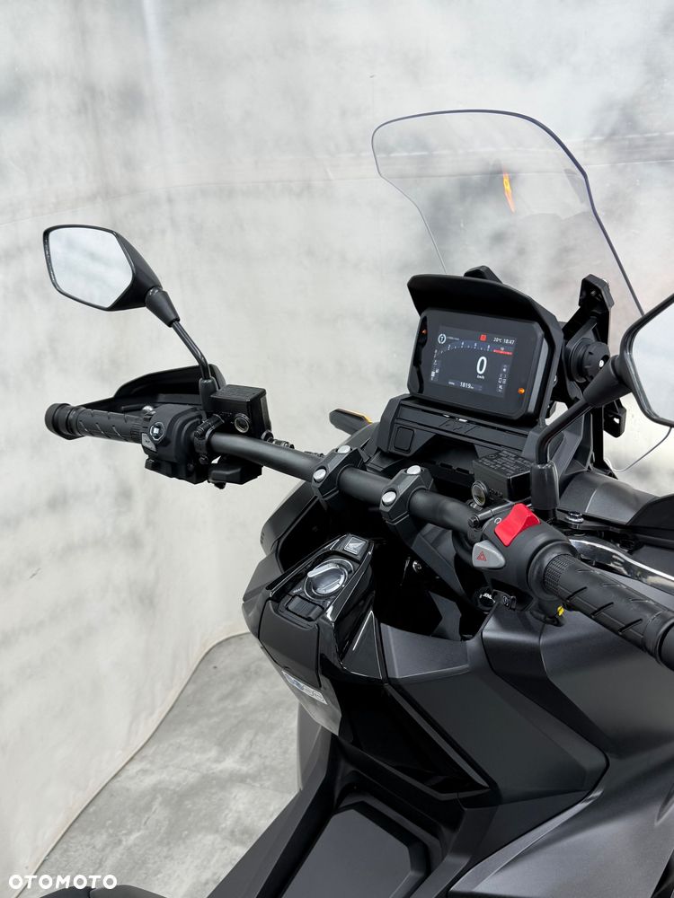 Honda ADV350 - 22