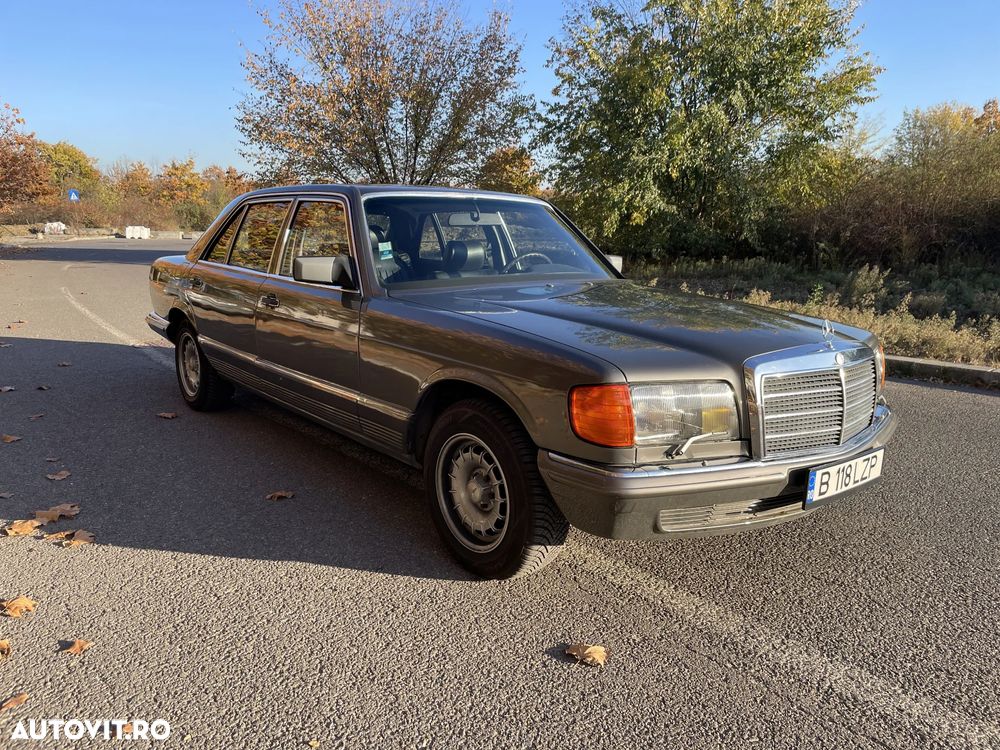 Mercedes-Benz W126 - 2