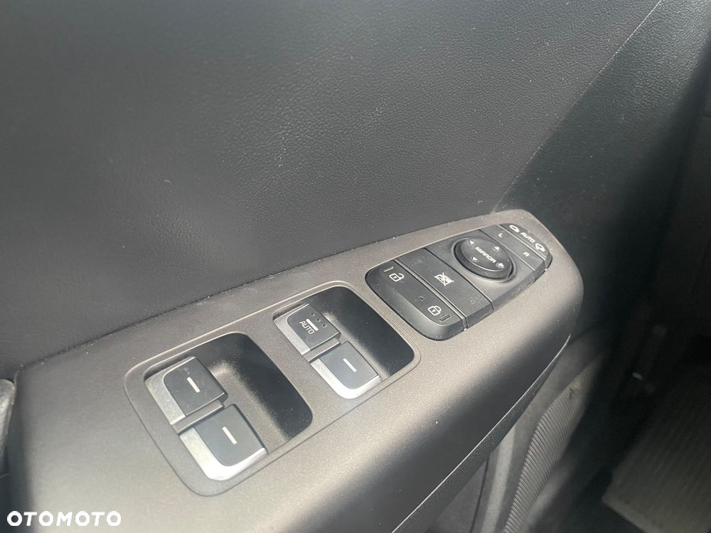 Kia Sportage 1.6 T-GDI 2WD DCT Black Edition - 18