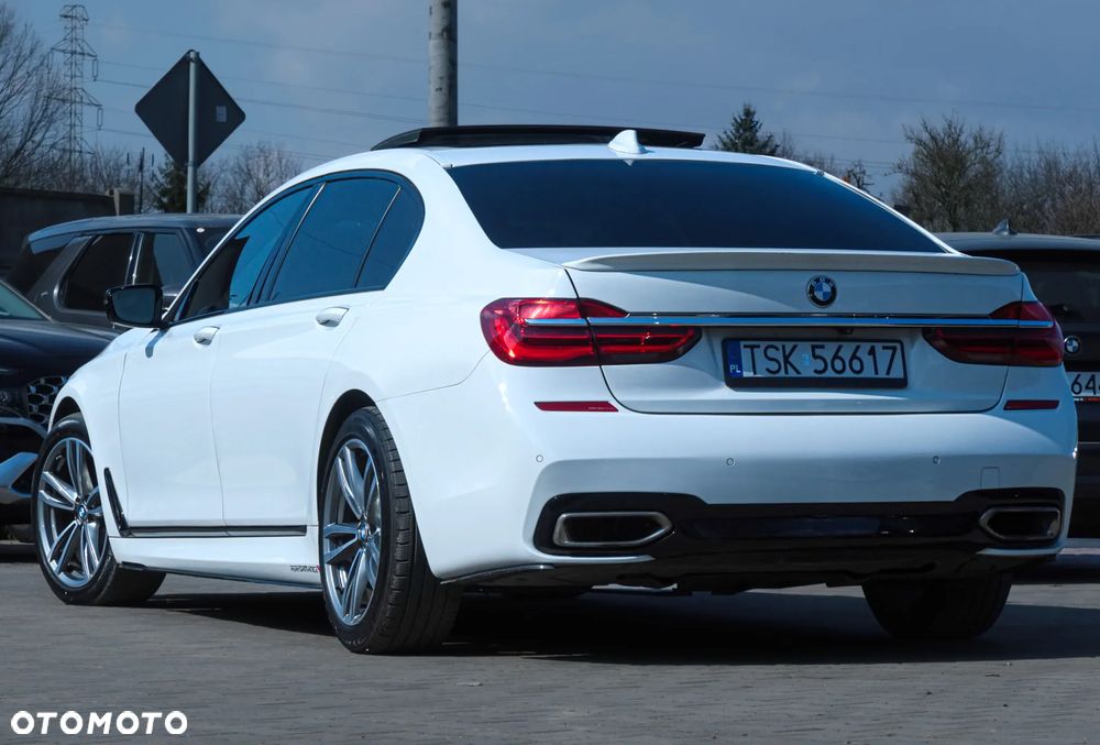 BMW Seria 7 750Li xDrive - 7