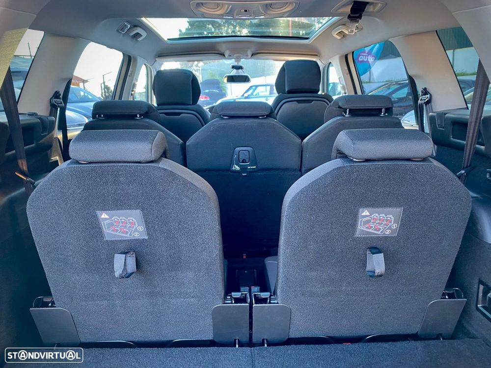 Citroën C4 Grand Picasso - 25