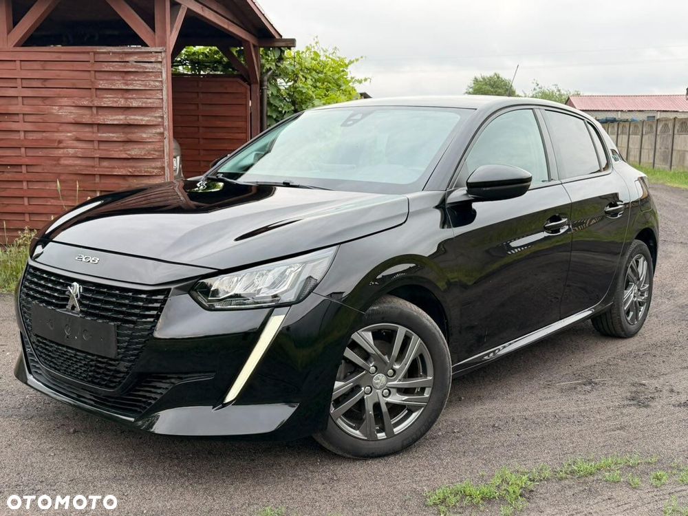 Peugeot 208 - 1