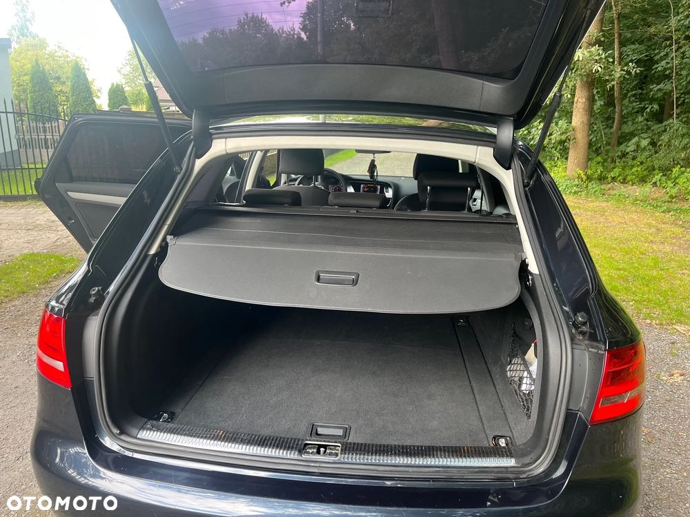 Audi A4 Avant 2.0 TDI DPF Ambiente - 10