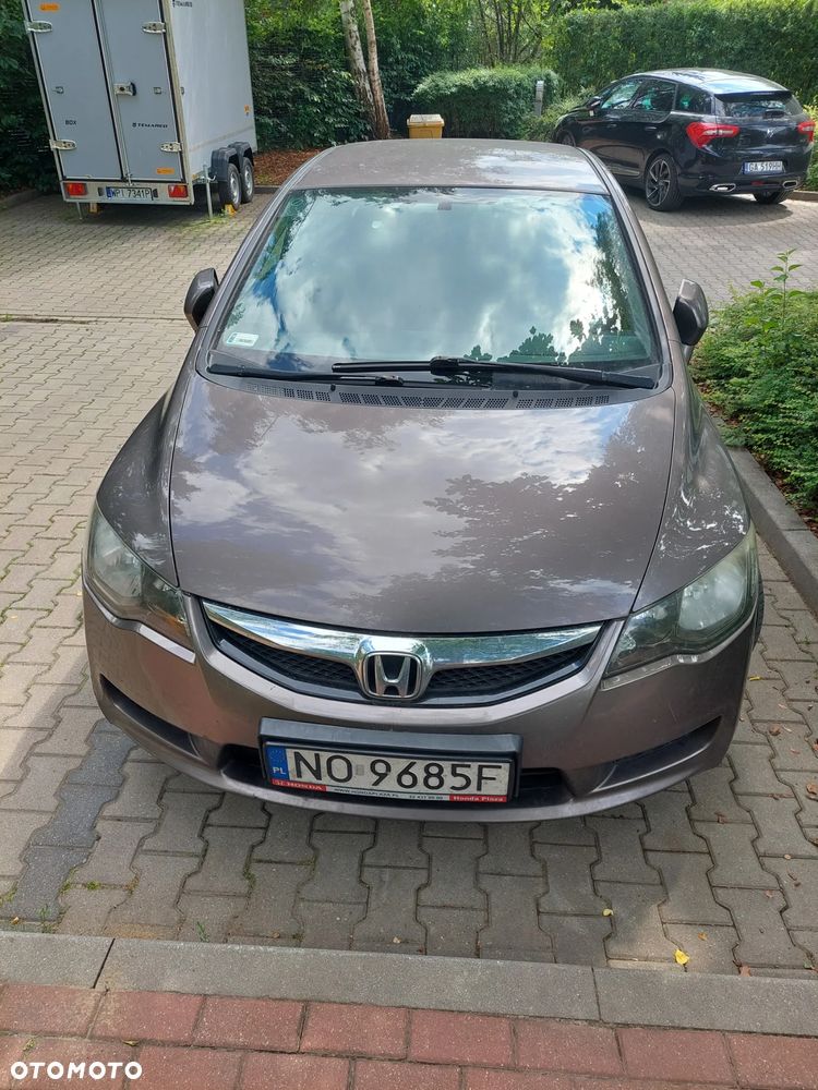Honda Civic 1.8 Comfort - 11