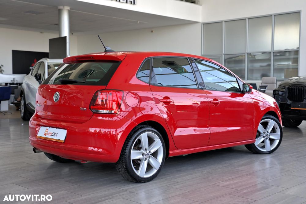 Volkswagen Polo 1.6 TDI DSG Highline - 11