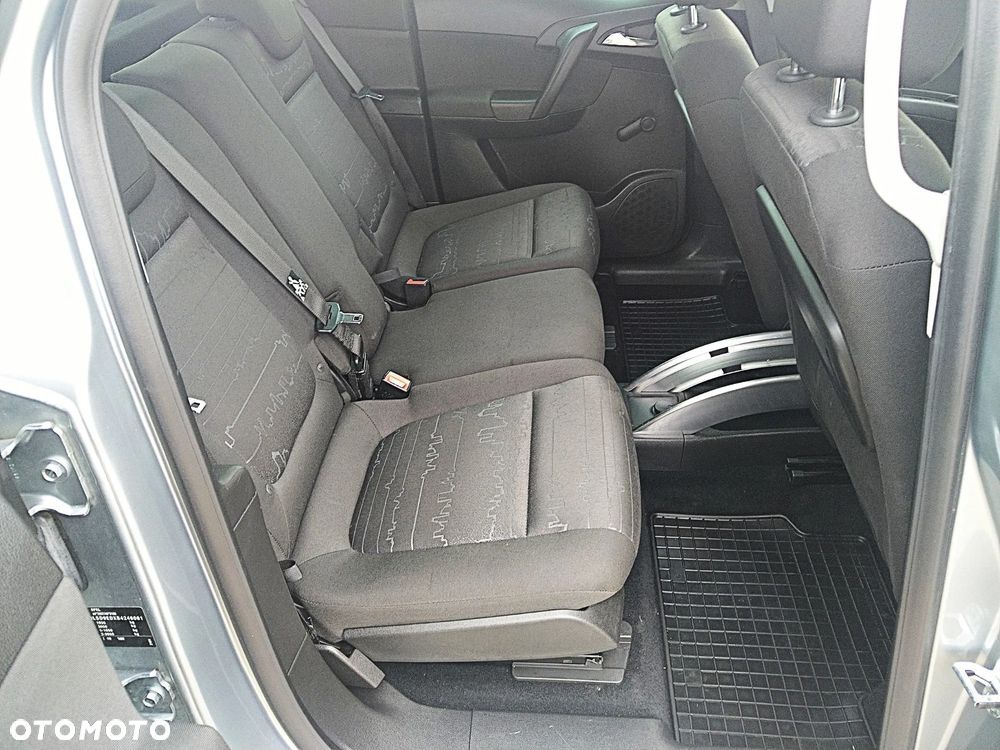 Opel Meriva 2011