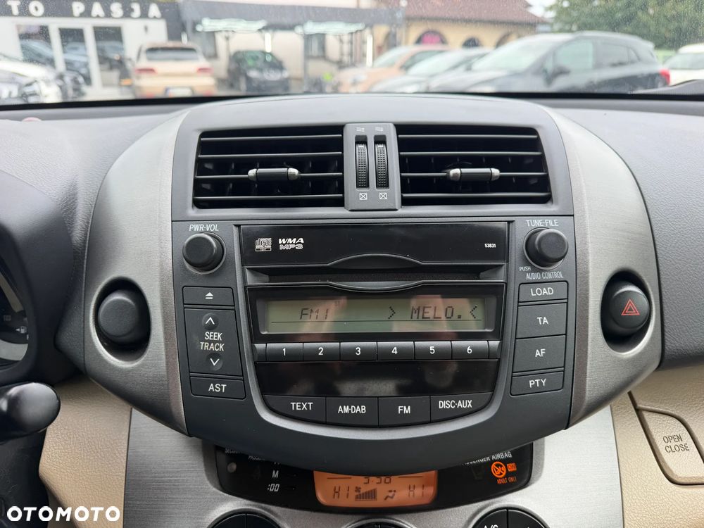 Toyota RAV4 - 27