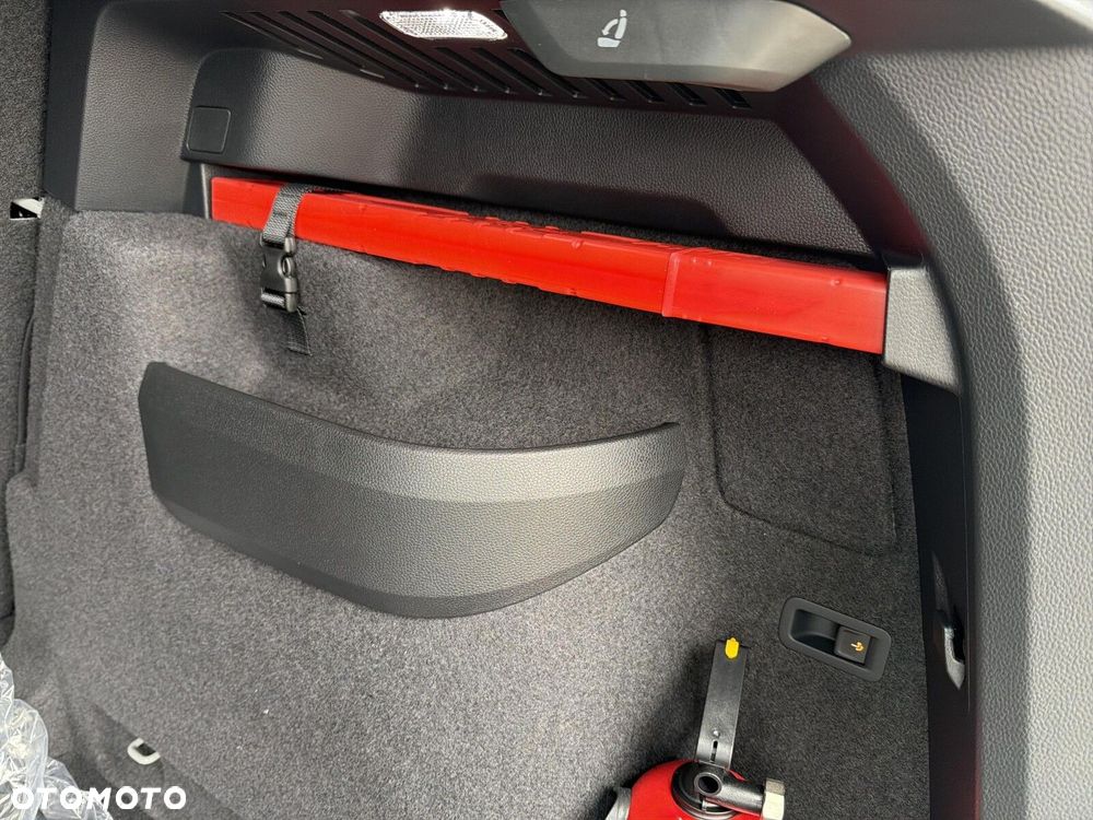 Skoda Karoq 2.0 TSI 4x4 Sportline DSG - 26