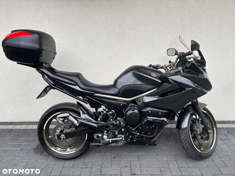 Yamaha XJ - 8