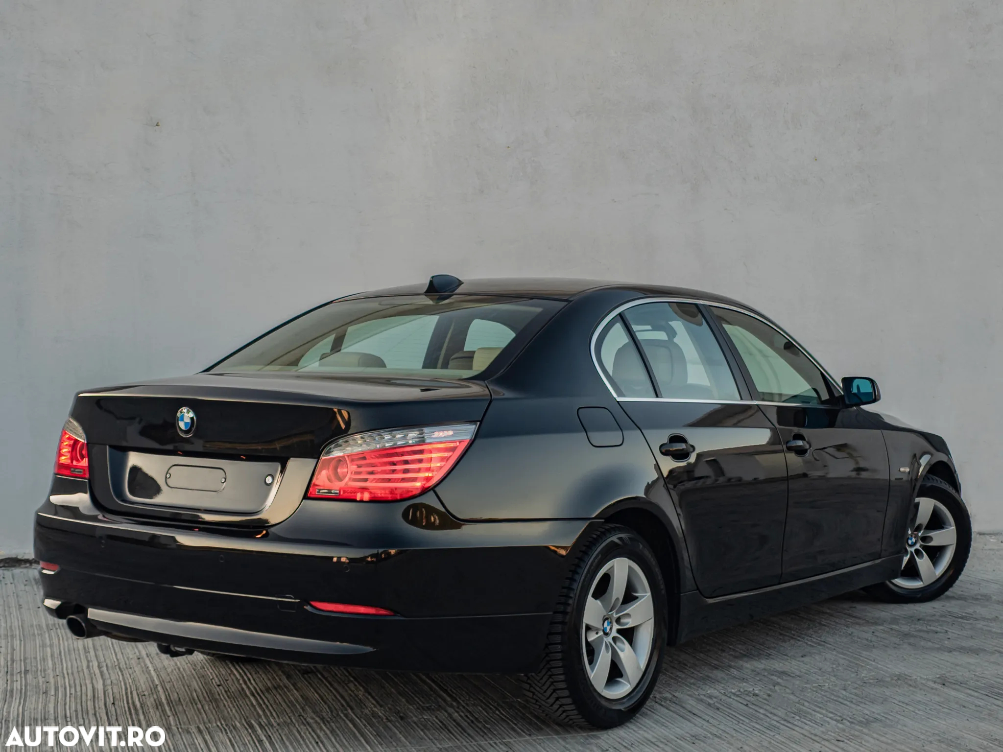BMW Seria 5 520d Aut. Edition Exclusive - 5