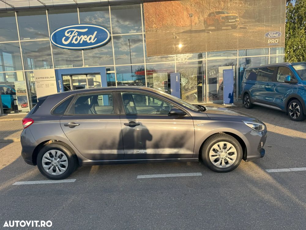 Hyundai i30 1.4 100CP 5DR M/T Classic+ - 5