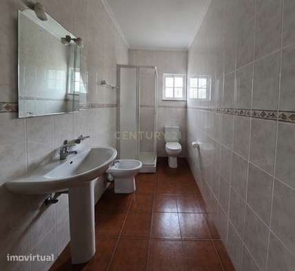 Casa localizada em Viana do Alentejo com 3 Quartos - Grande imagem: 3/4