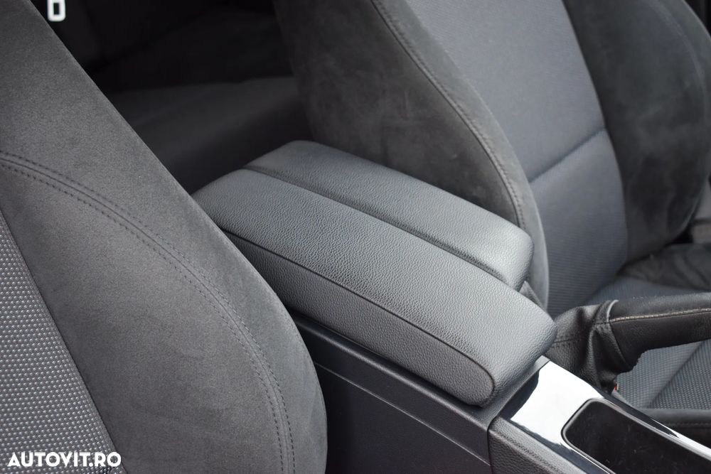 BMW Seria 3 320d DPF - 33