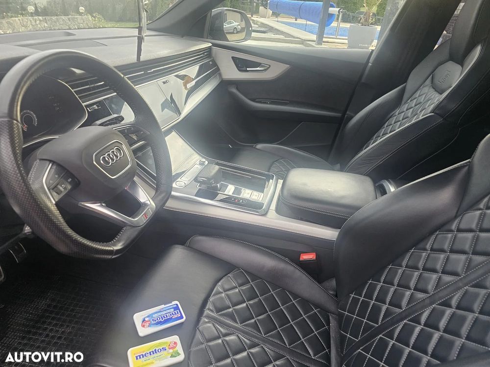 Audi Q8 - 3