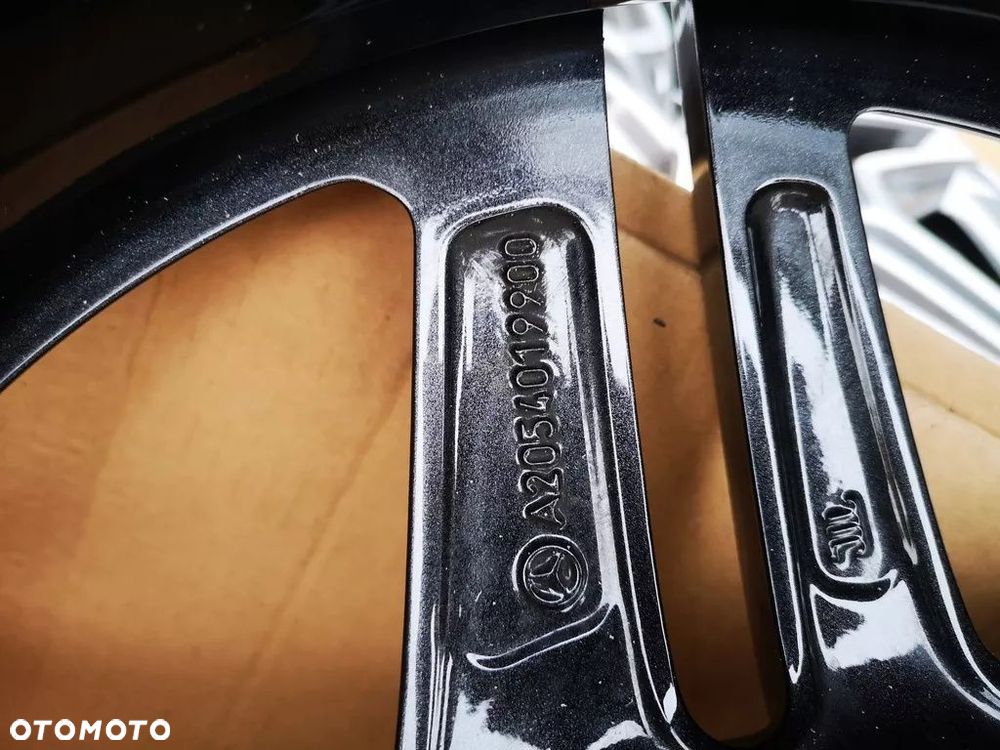 MERCEDES A205 4.3- 6.3 AMG idealne 18'' - 13