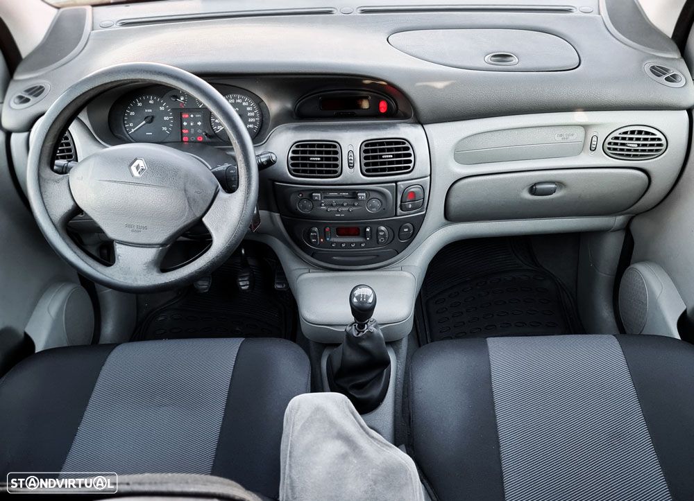 Renault Scénic 1.4 16V Conquest - 19