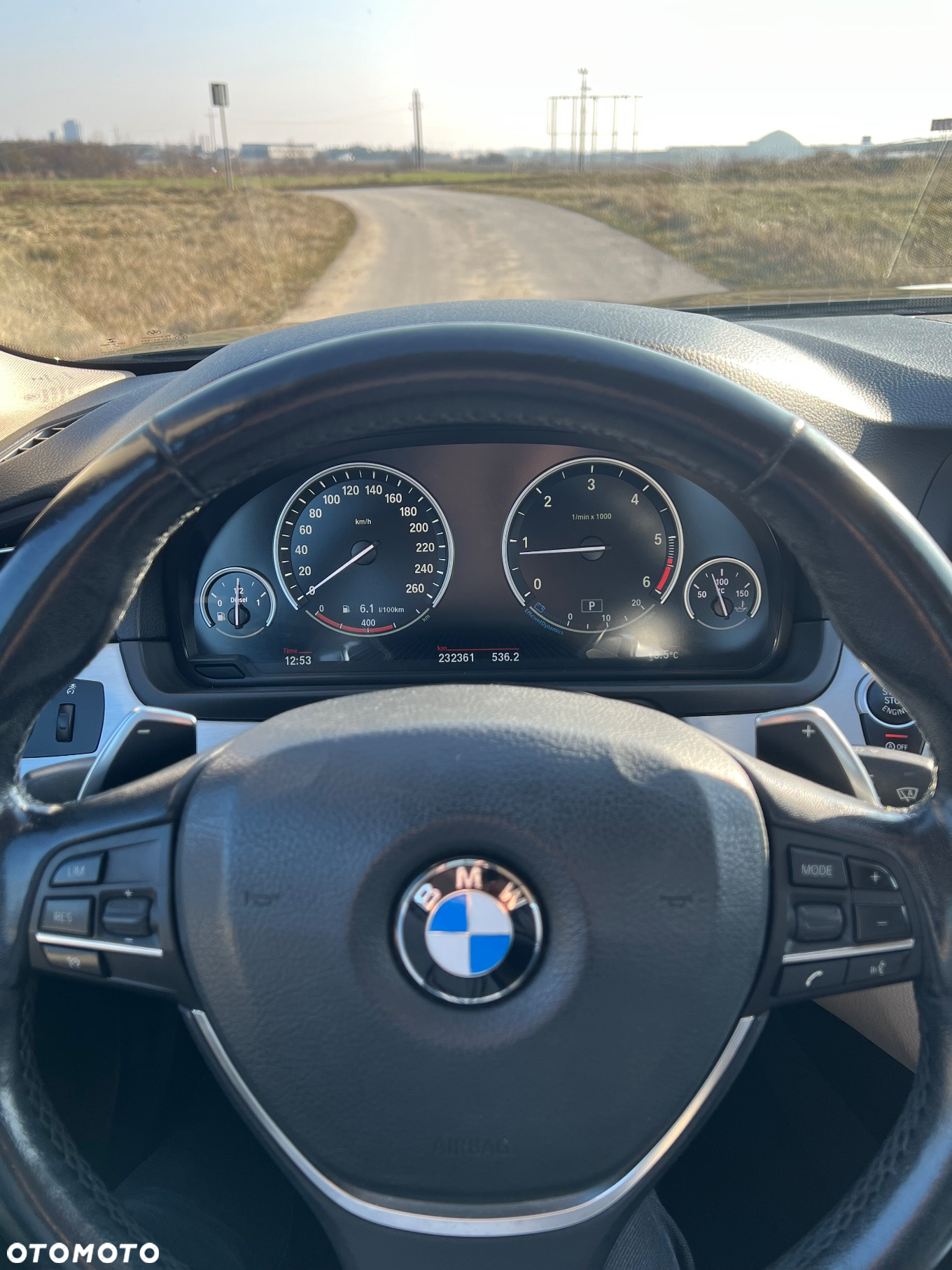 BMW Seria 5 520d xDrive - 27