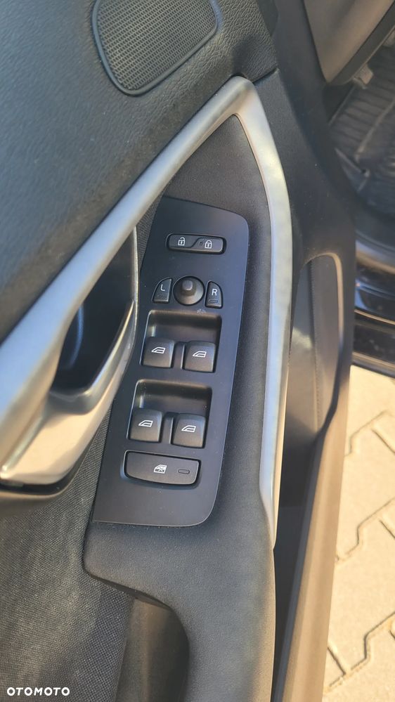 Volvo V40 D2 Momentum - 7