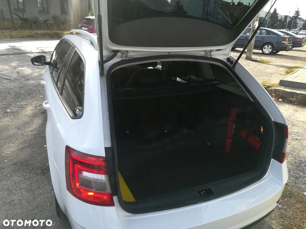 Skoda Octavia 2.0 TDI Ambition EU6 - 15