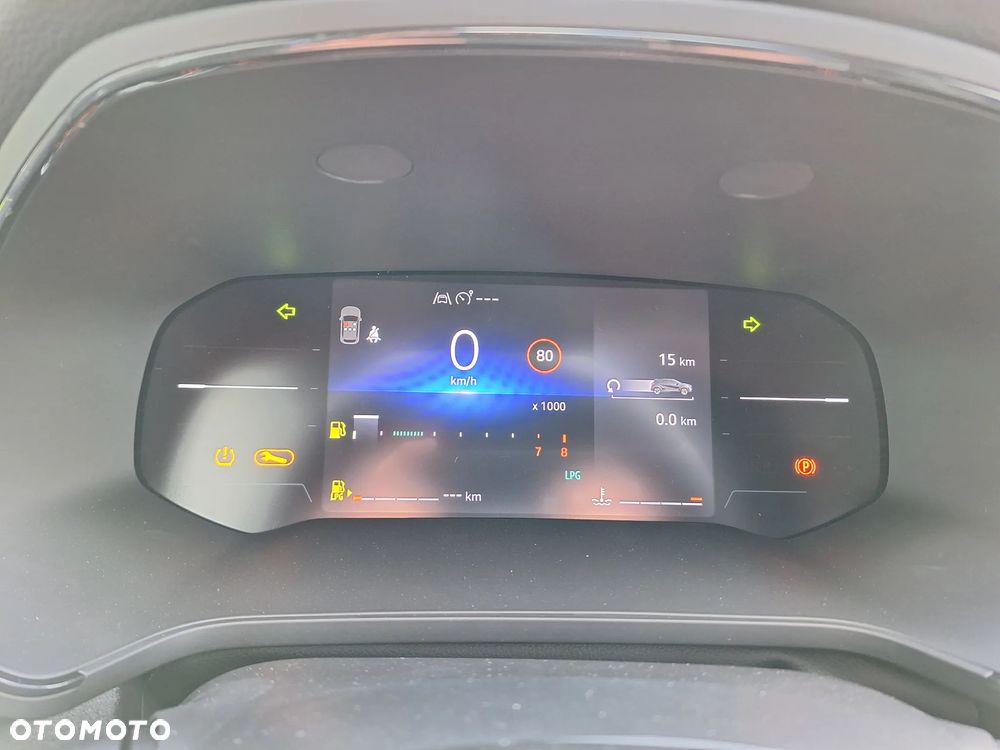 Renault Captur - 8