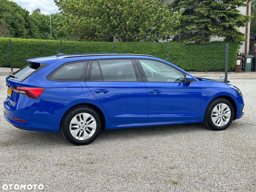 Skoda Octavia 2.0 TDI Selection - 8