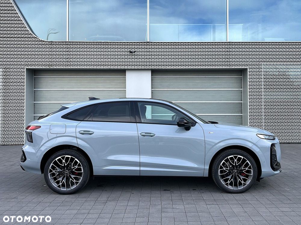 Audi Q3 Sportback - 2