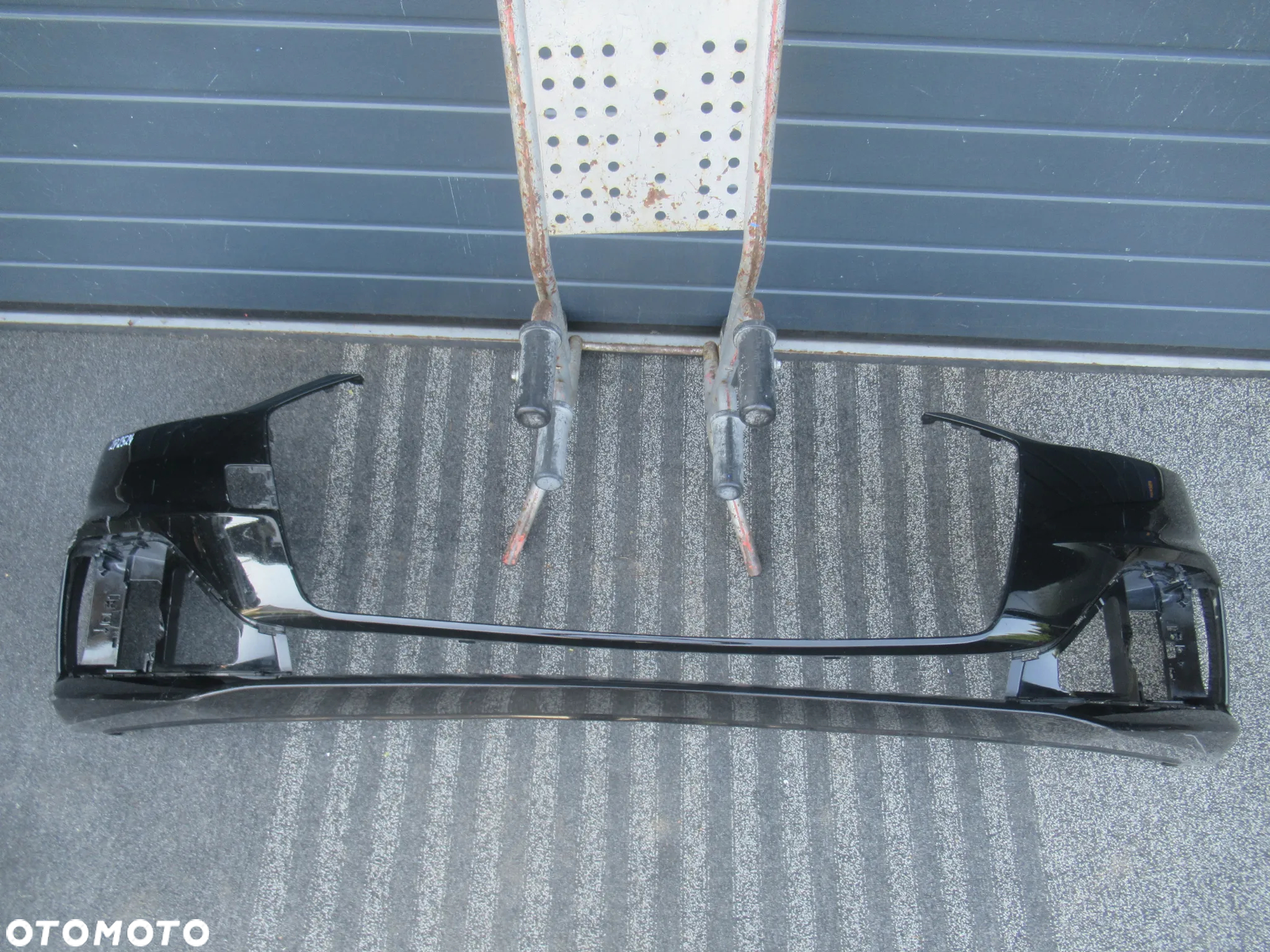 ZDERZAK PRZEDNI PRZÓD AUDI A5 II LIFT F5 8W6 8W6807437P 2019-2024 - 8