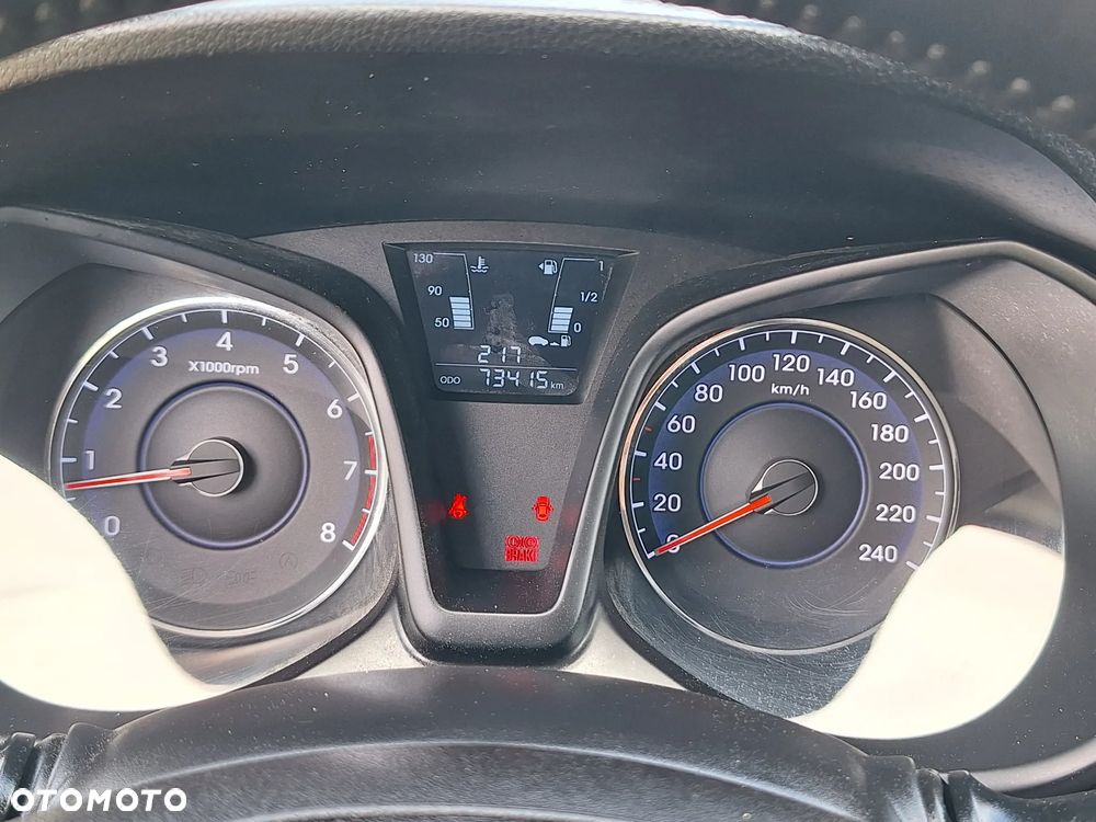 Hyundai ix20 - 15