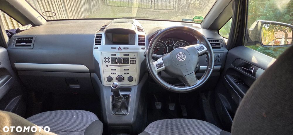Opel Zafira 2010 photo 5
