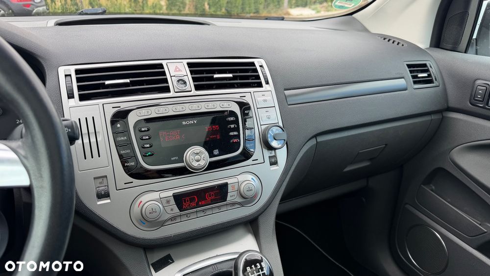 Ford Kuga 2.0 TDCi Titanium - 24
