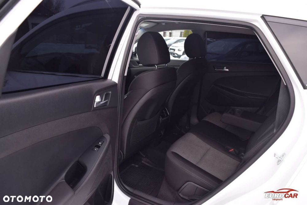 Hyundai Tucson blue 1.6 GDi 2WD Passion - 16