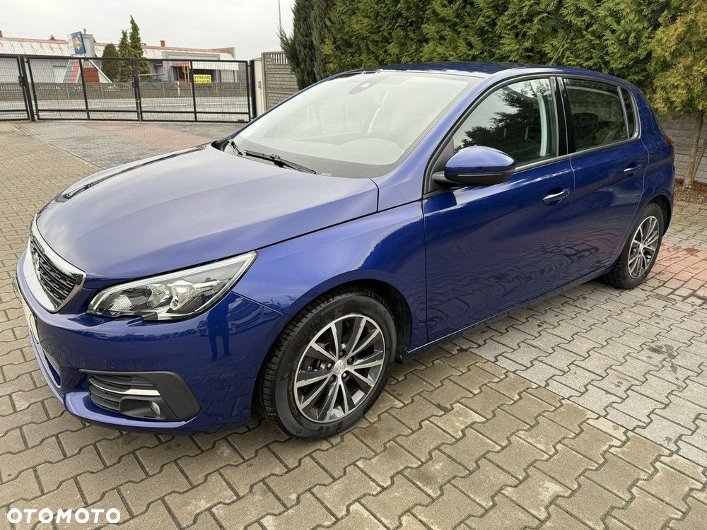 Peugeot 308 - 1
