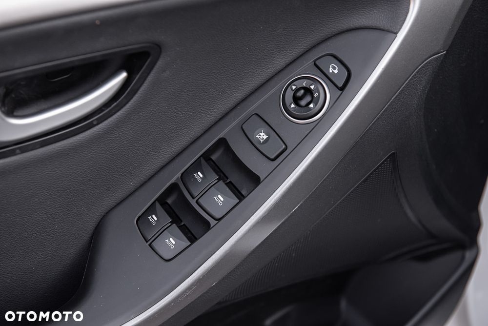 Hyundai i30 1.6 CRDi Automatik Trend - 22