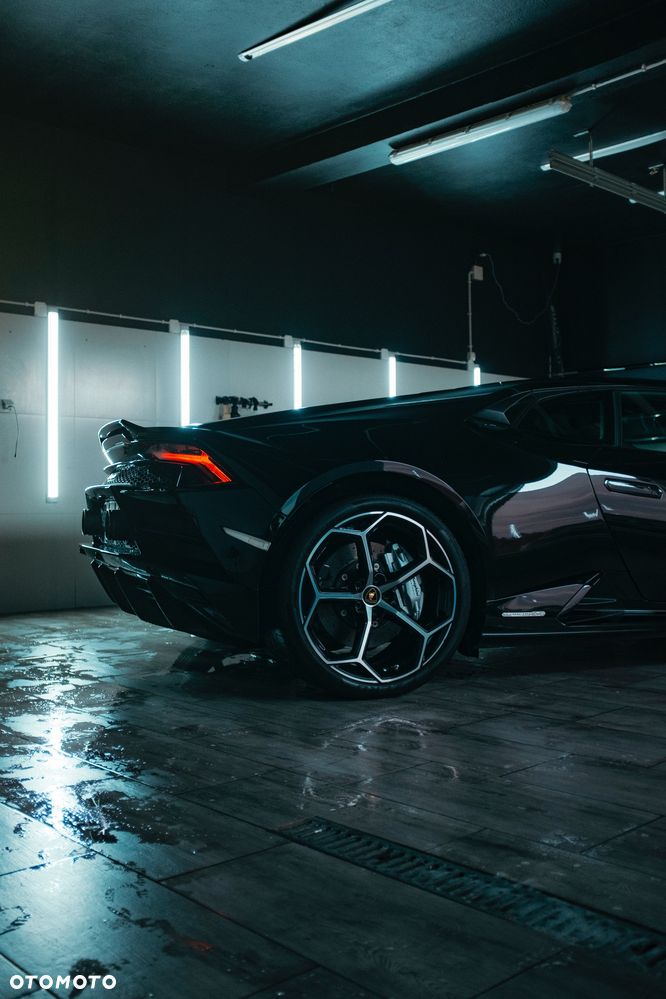 Lamborghini Huracan - 4