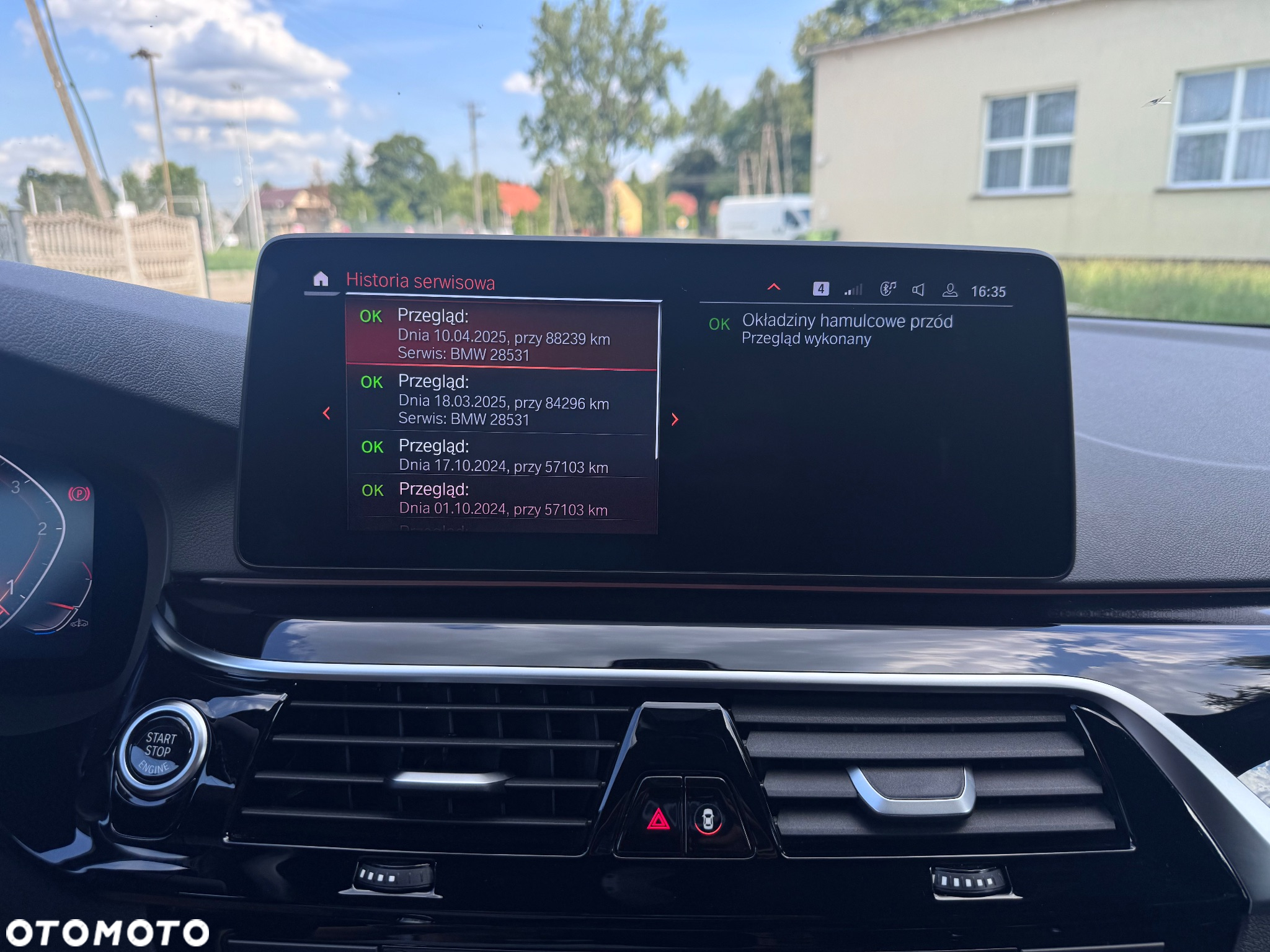 BMW Seria 5 540d xDrive Touring M Sport Edition - 36