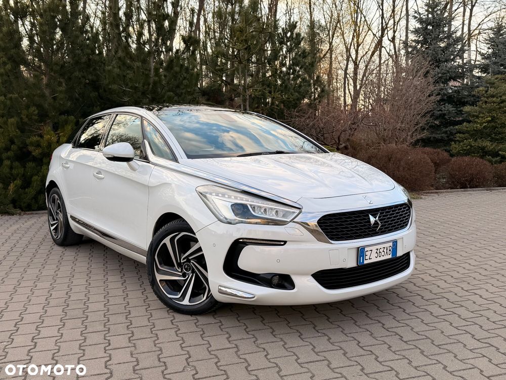 DS Automobiles DS 5 - 40