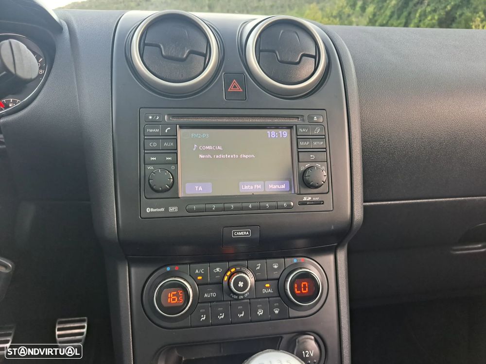 Nissan Qashqai 1.5 dCi N-Connecta 18 - 20