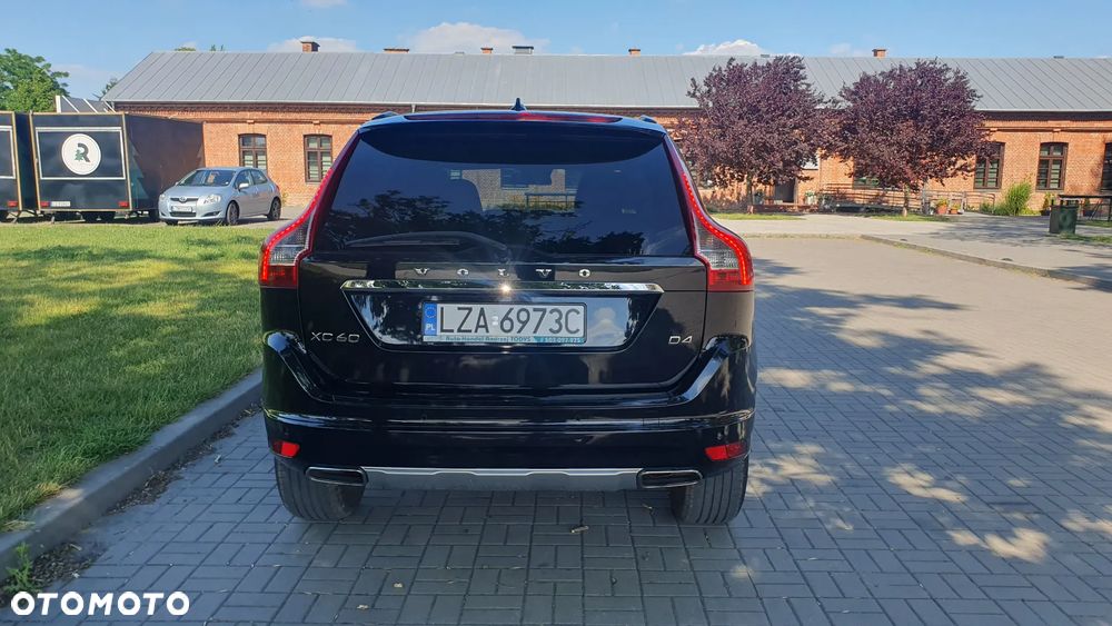 Volvo XC 60 D4 Drive-E Ocean Race - 8