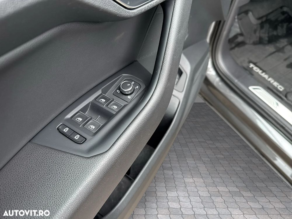 Volkswagen Touareg V6 TDI 4MOTION Elegance - 16