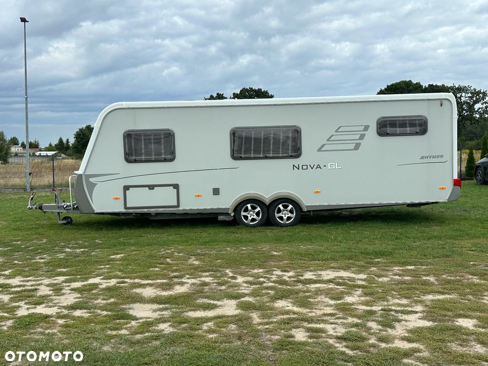 Hymer-Eriba 680 NOVA-GL z napędem, klimatyzacją i łóżkami piętrowymi. - 6